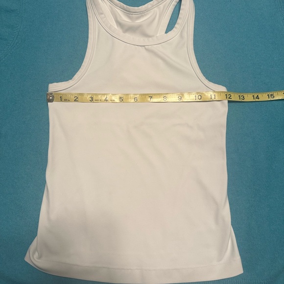 Lululemon | Women's White Racerback Tank Top - Size 2 - Picture 2 of 3
